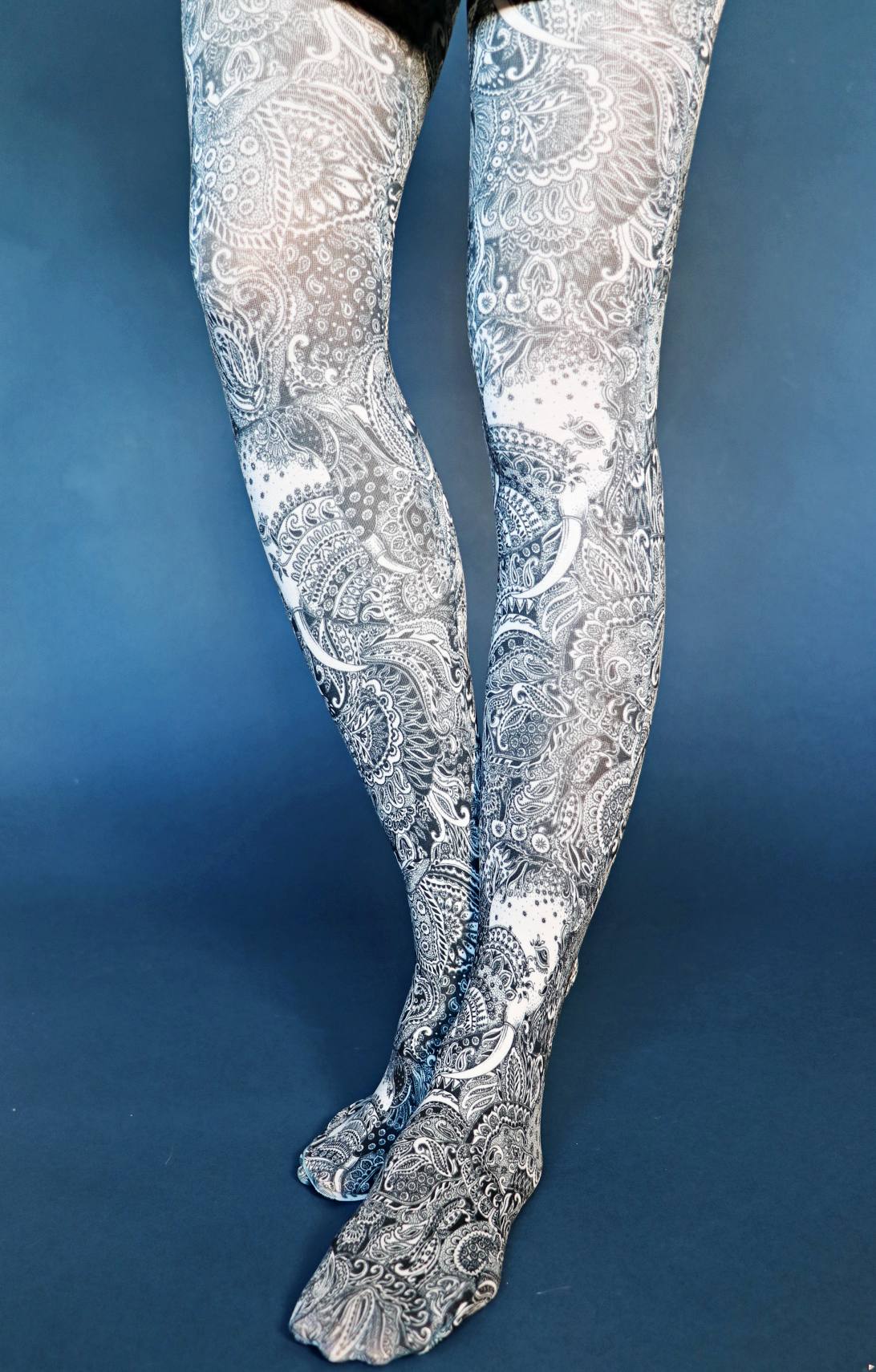 White patterned outlet stockings