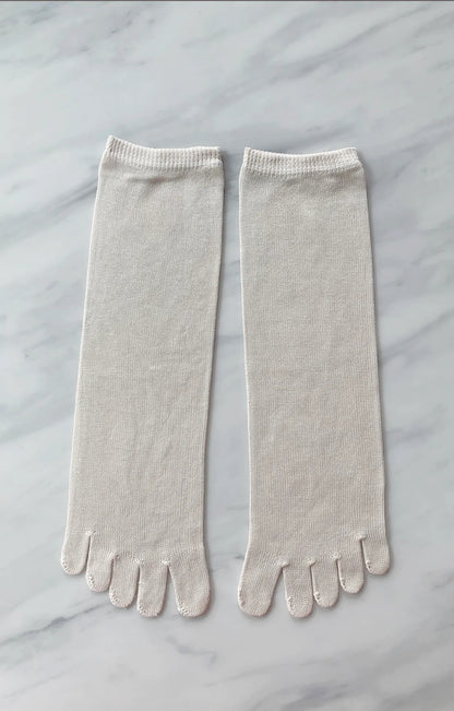 TABBISOCKS brand Washable 100% Finest Silk Toe Liner Socks in natural ivory color
