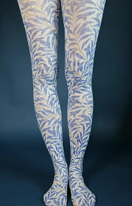 Willow Boughs Blue from the William Morris collection of the TABBISOCKS brand, with an antique-colored bluish Willow pattern and overall blue and white in color.